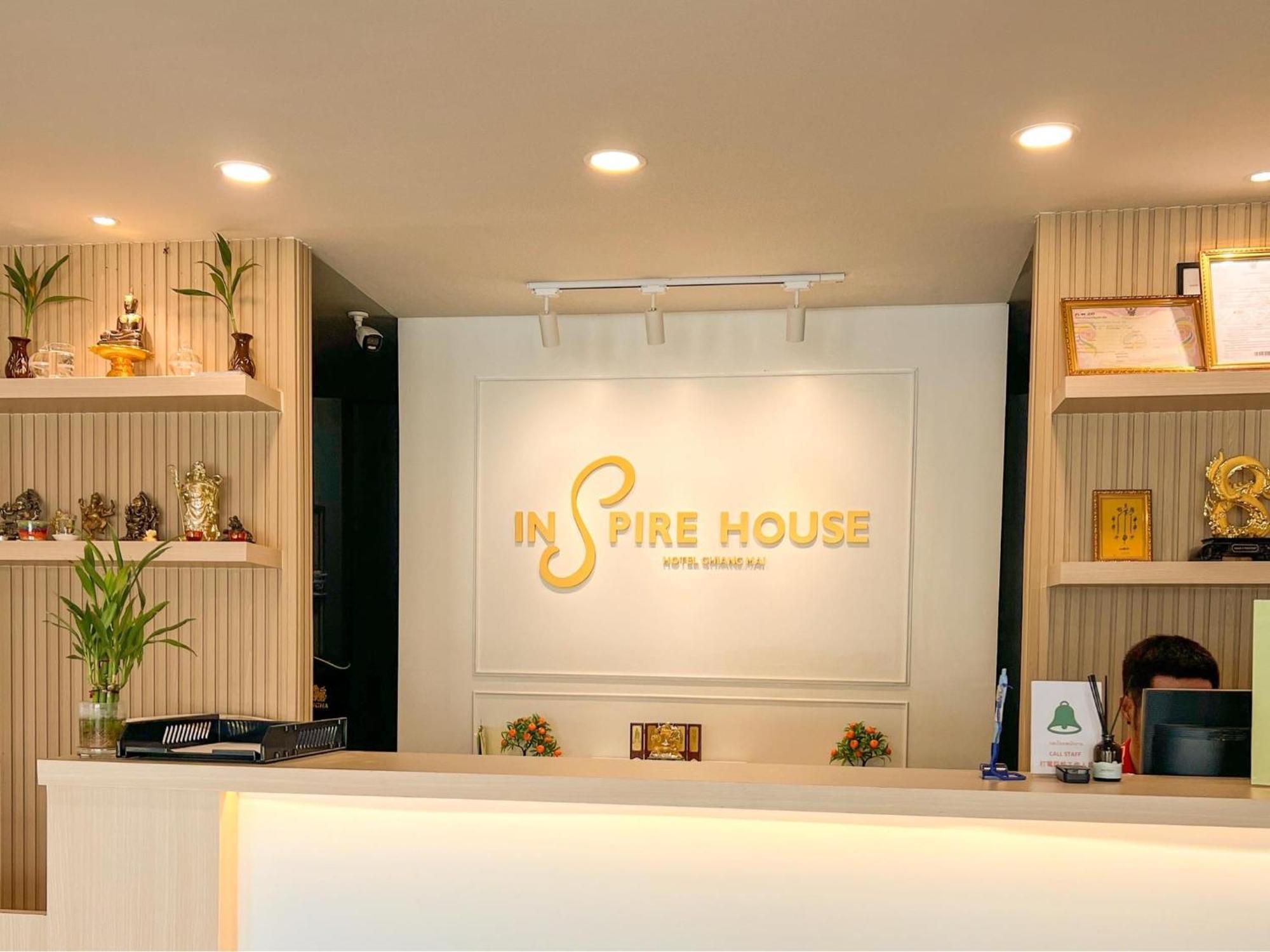 צ'יאנג מאי Inspire House Hotel מראה חיצוני תמונה