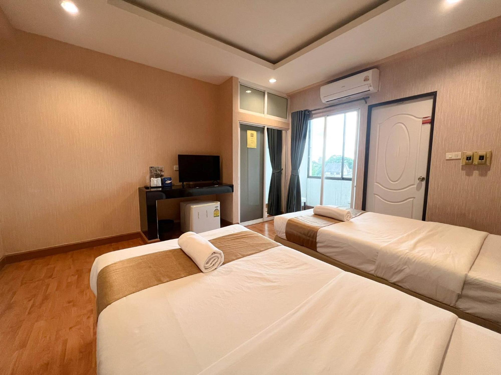 צ'יאנג מאי Inspire House Hotel מראה חיצוני תמונה
