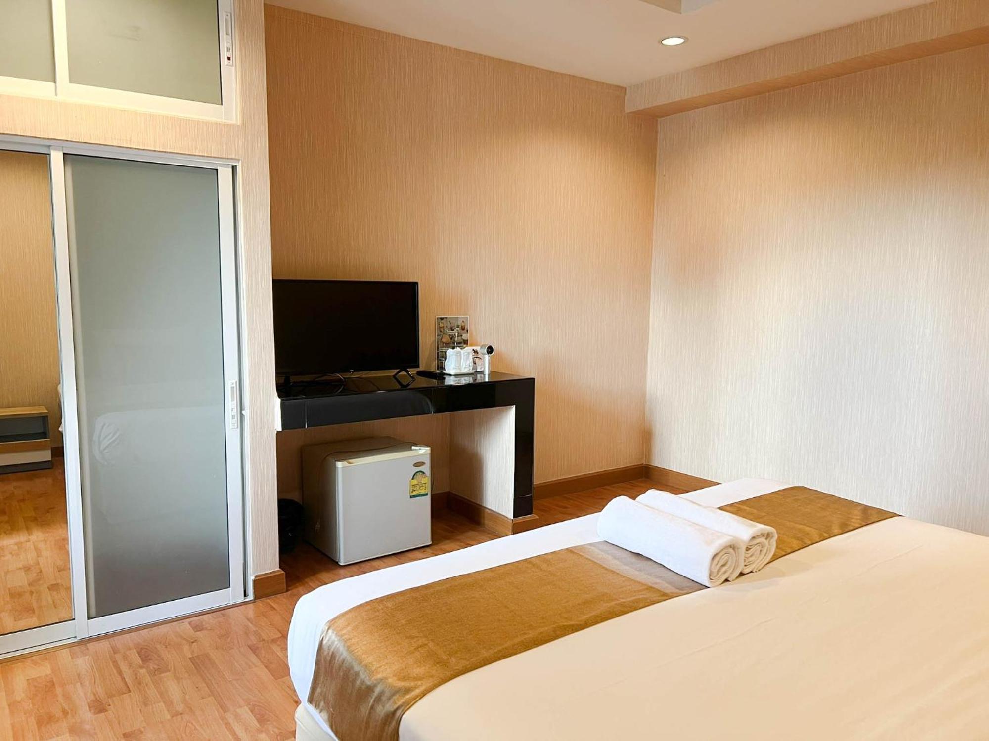 צ'יאנג מאי Inspire House Hotel מראה חיצוני תמונה
