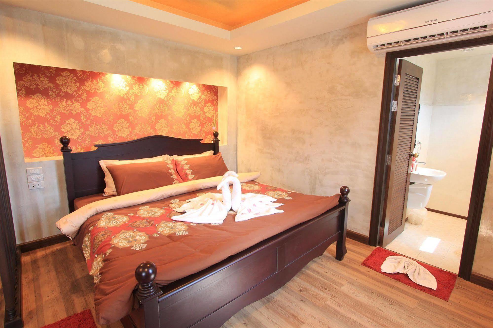 צ'יאנג מאי Inspire House Hotel מראה חיצוני תמונה